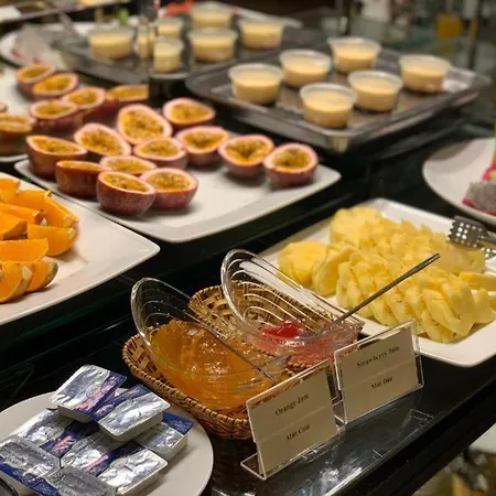 Hanoi Lakeside Premium Hotel & Travel-2